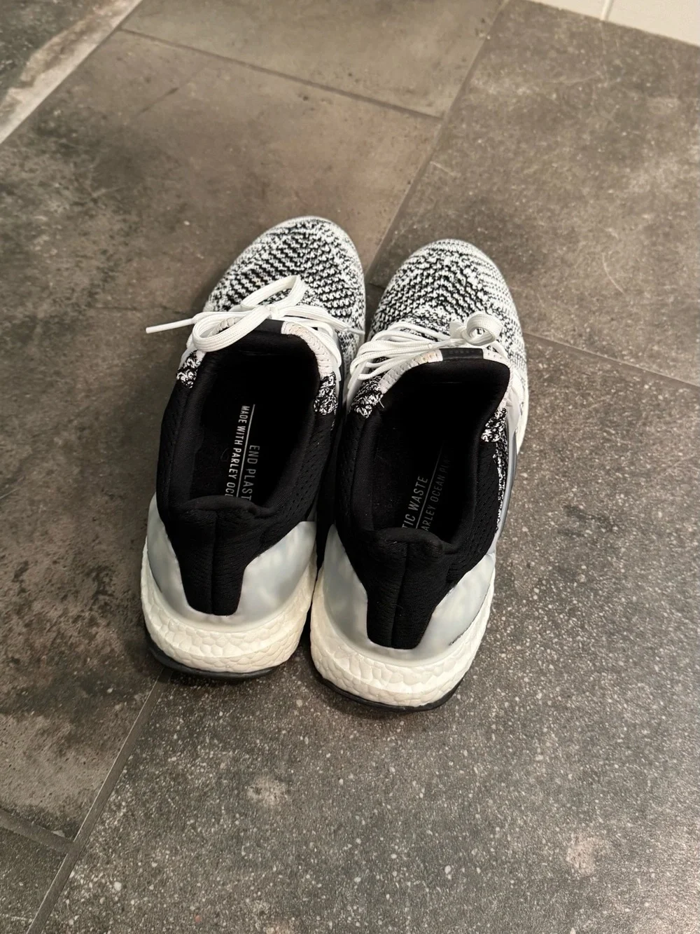 adidas Men’s Black & White Knit Running Shoes